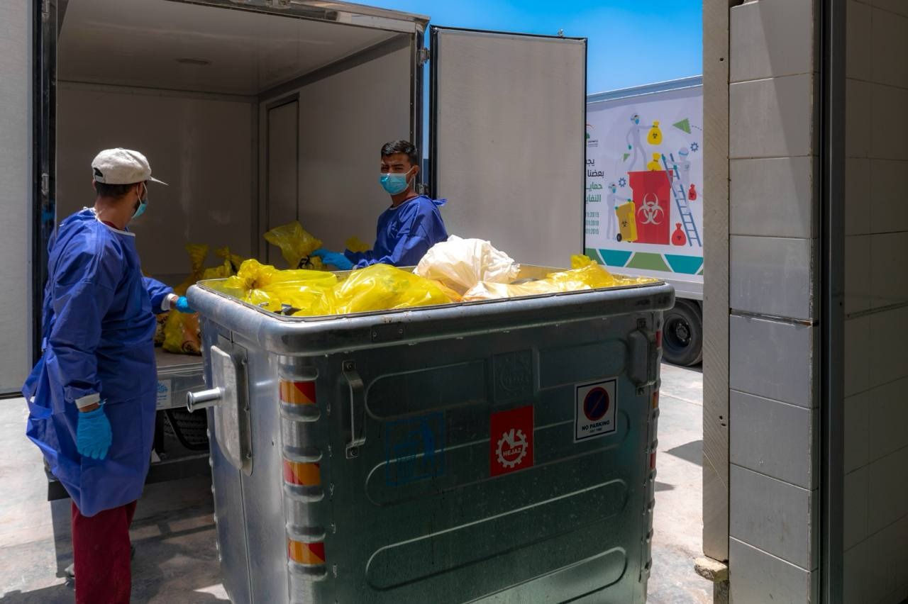 فرز النفايات الطبية الصلبة